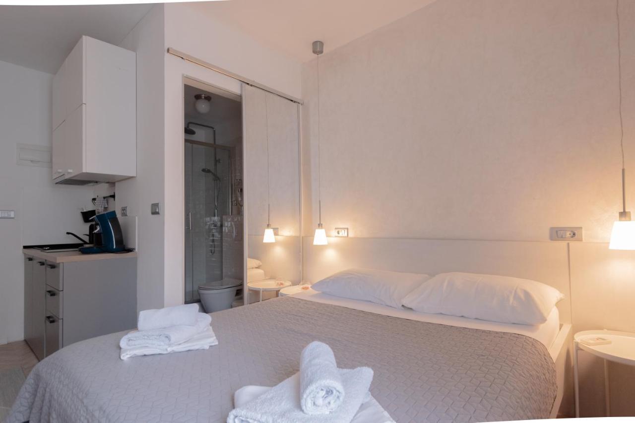 L&B Old Town Studio Apartments プーラ エクステリア 写真