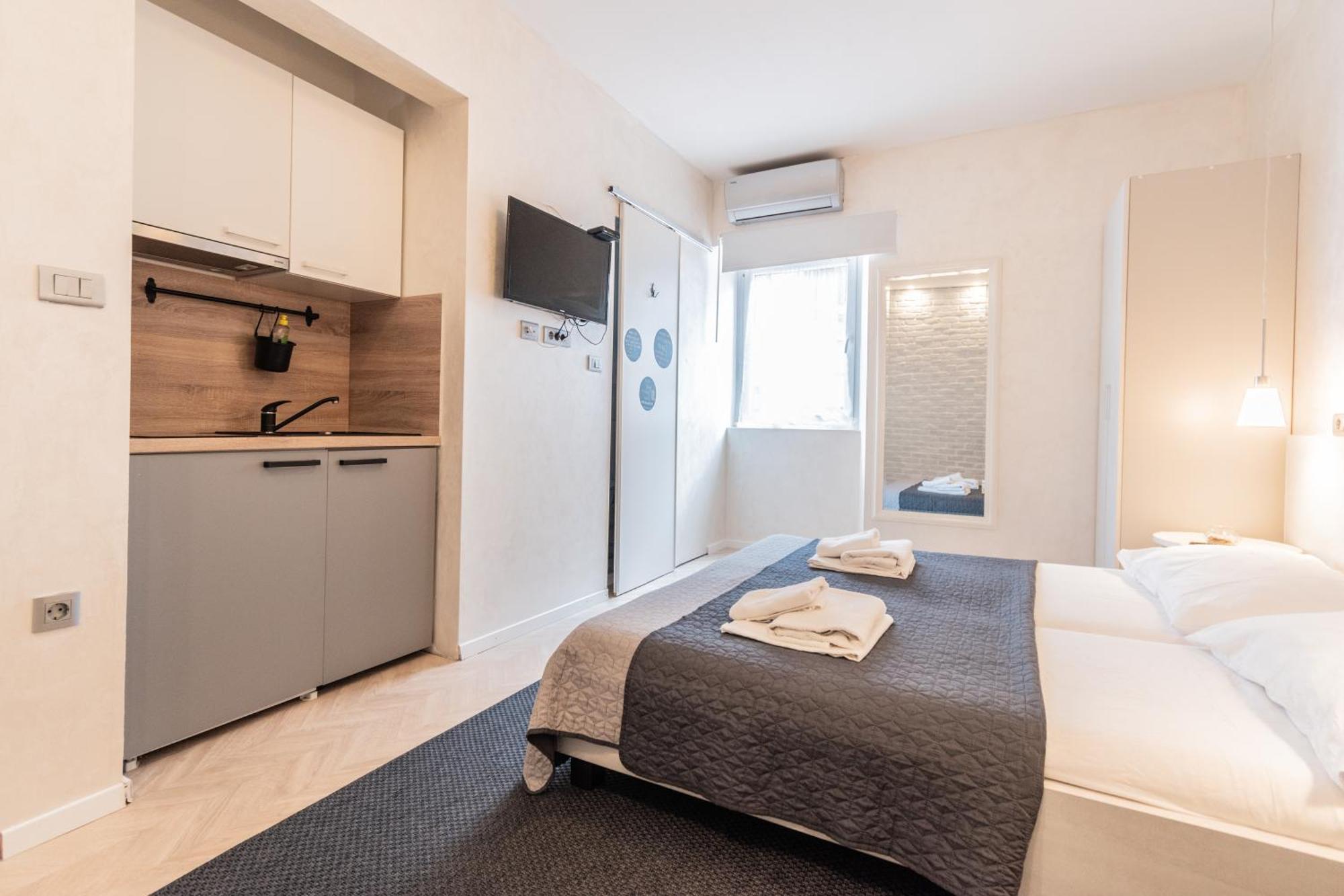L&B Old Town Studio Apartments プーラ 部屋 写真