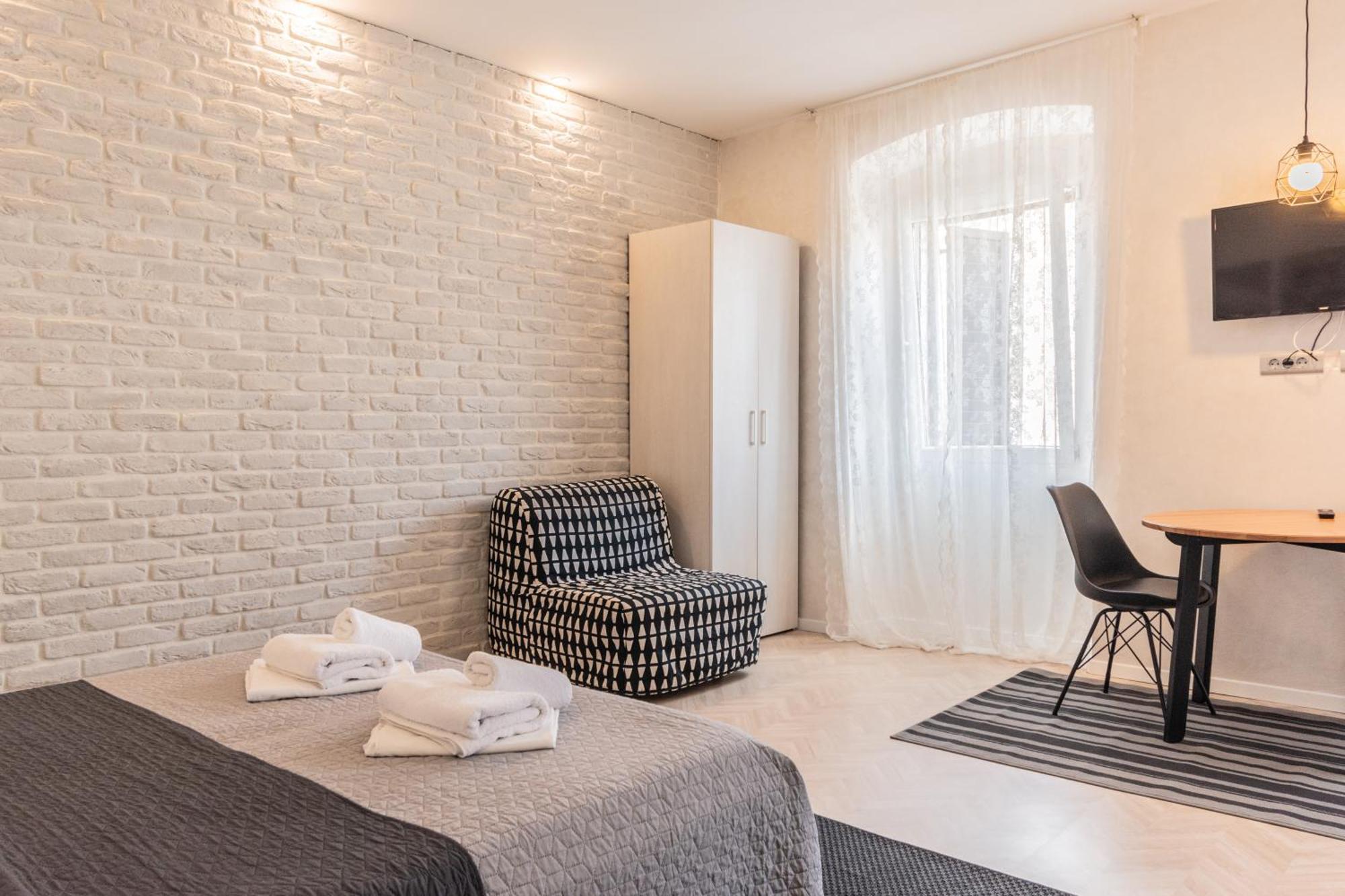 L&B Old Town Studio Apartments プーラ エクステリア 写真